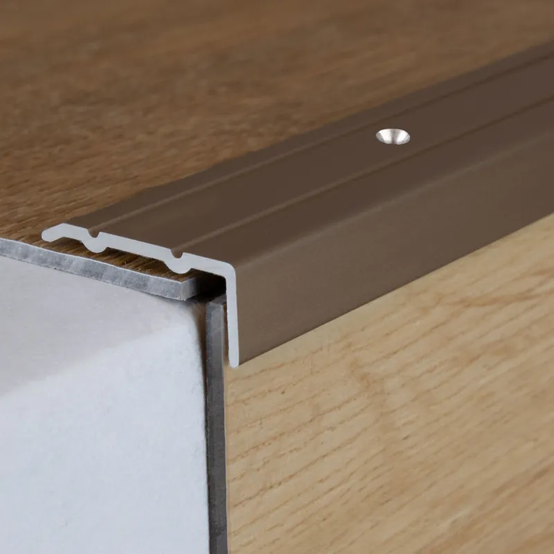 Cornière 24.5 mm | type: 8889 aluminium anodisé | à visser