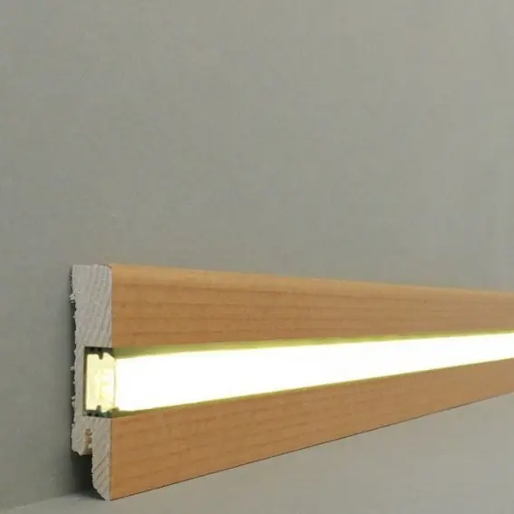 Plinthe lumineuse "Lübeck" placage en bois 16 x 60 x 2500 mm hêtre vaporisé LED PROVISTON