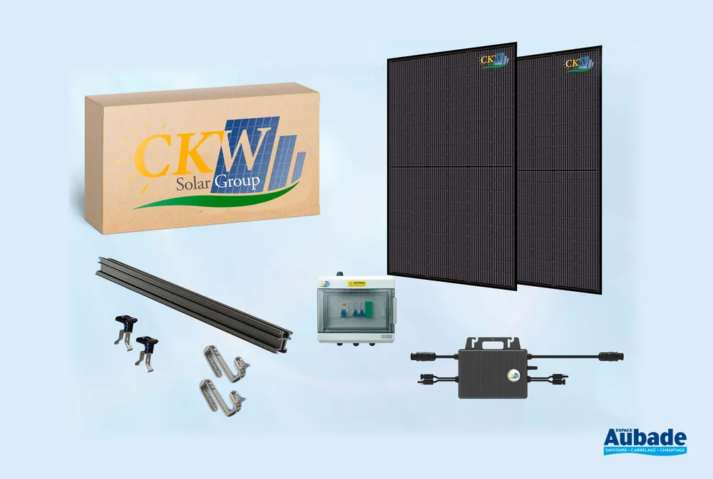 Kit solaire noir 6kW triphasé avec micro-onduleur pour toit en tuiles de CKW Solar